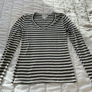 Michael Stars for Anthropologie Shine V-Neck Long Sleeve Tee XS/S